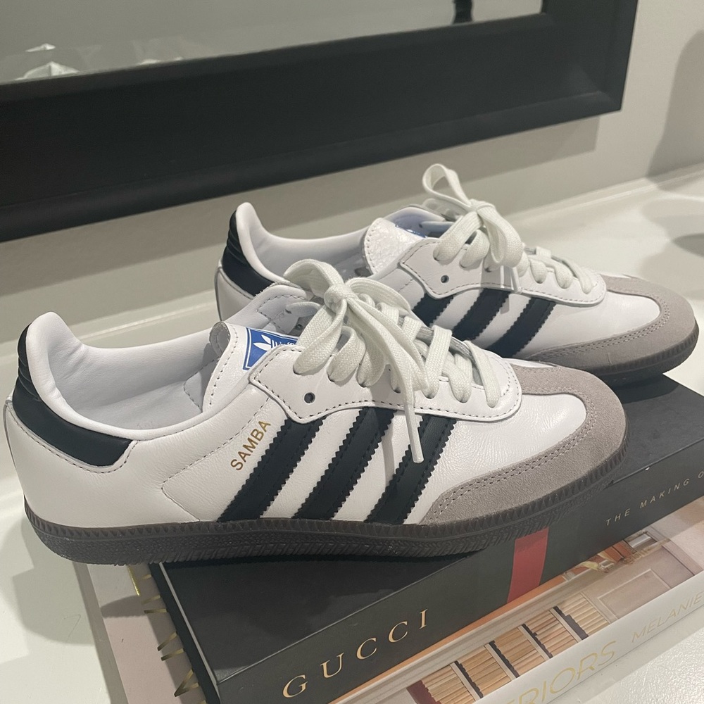 Adidas sambas